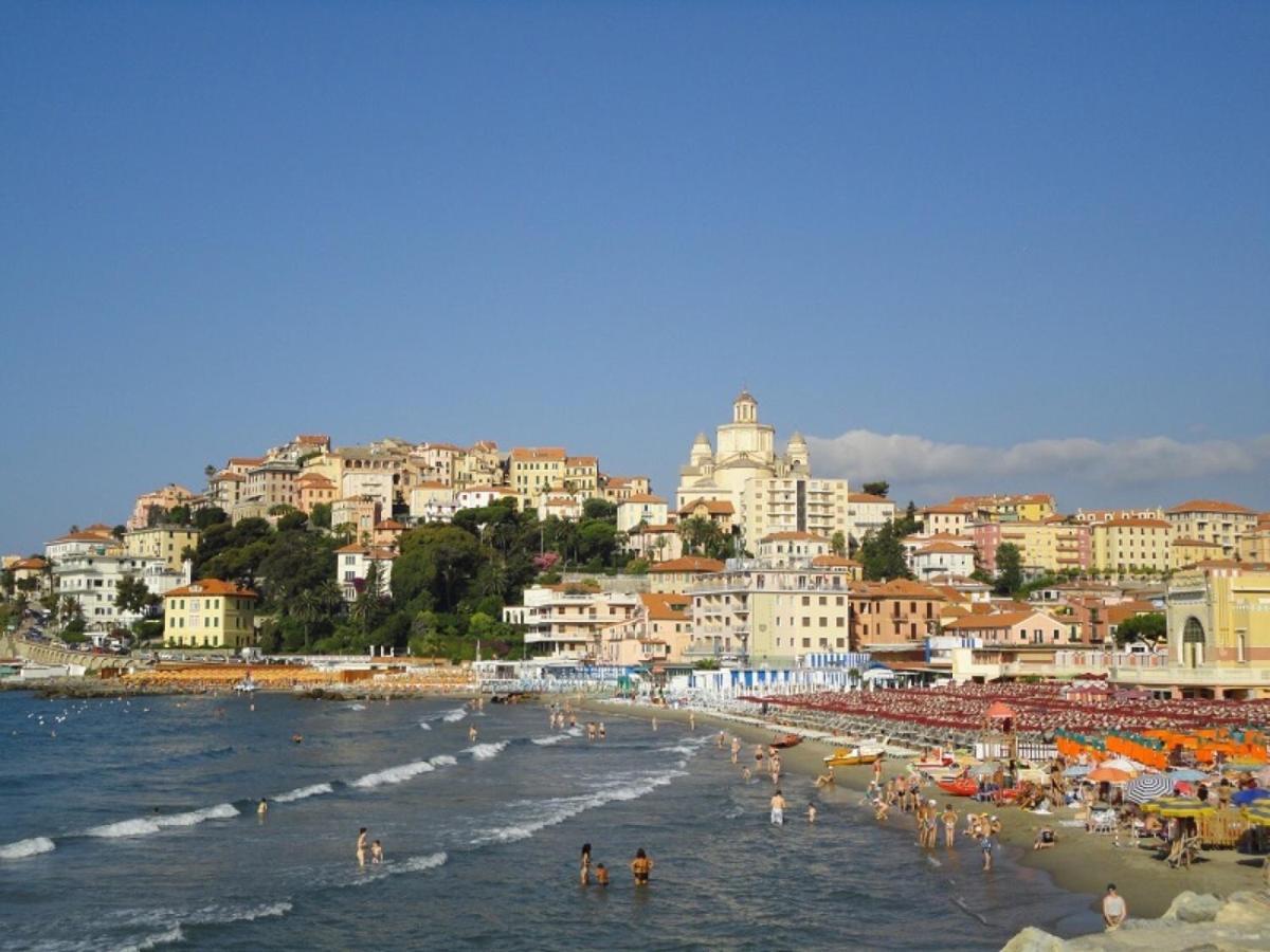 Bed and Breakfast Il Sole Di Poggi Imperia Exterior foto