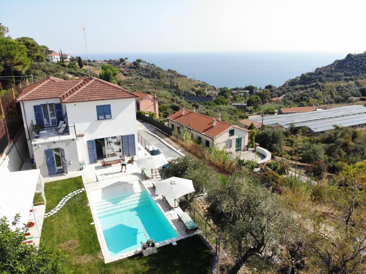 Bed and Breakfast Il Sole Di Poggi Imperia Exterior foto